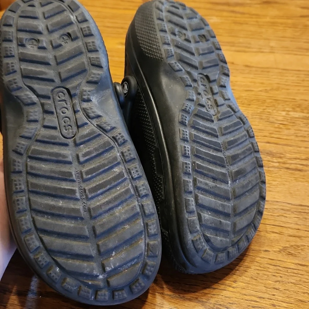 Black Crocs Size M6 W8